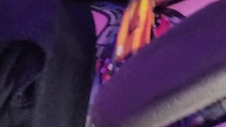 Garçon de 18 ans en survêtement veut se branler 🥵