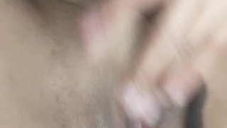 Me masturbo para mi hijastro