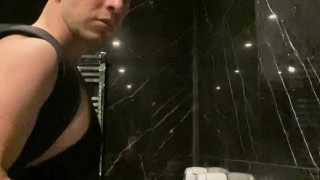 Flashing my cock at the gym toilet