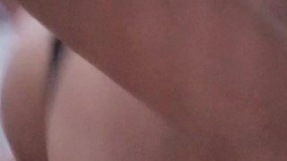 Puta de twitter chupando pija