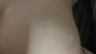 Amateur Teen Shows How To Take 2 Creampies Back to Back!