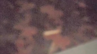 Llegue del trabajo y me cogi a mi roommate hasta acabar