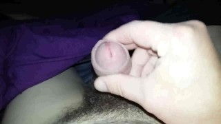 Masturbe (206) with one testicle