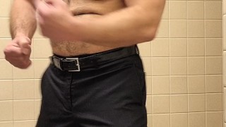 HAIRY MUSCLE BEAR FLEXING