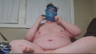 Fat male tapes face fully cums with toys in ass
