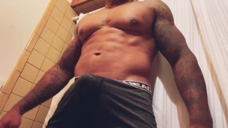 Pretty Dick Dumps A Hot Load B4 Shower💦🥛😍