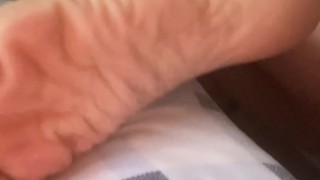Custom kinky feet and ass fetish content