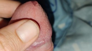 Tocandome en la noche. Mi pene necesita una rica vagina