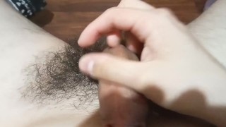 Chico se masturba por primera vez en video