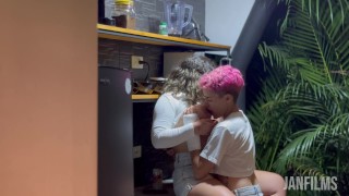 ME TOME ESTA FOTO! Uff se insinuó para que le chapara las tetas