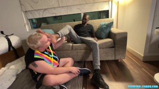 Black dudes feet are licked and worshipped by chubby bear