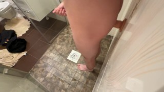 Twink shakes and quivers from anal orgasm