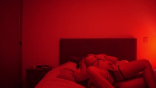 After office con mi compañera de trabajo - me cabalga y gime mucho