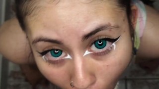 Puta Colombiana dando una buena mamada - Amateur blowjob