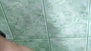 Man ends up giving himself a nice cumshot in the shower