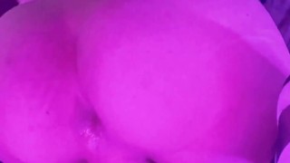 Mira cómo mi ano saca mi plug~😈