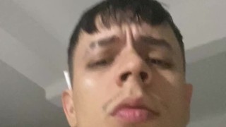 un buen culo latino para olfatear y lamer