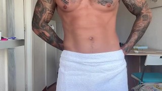 BIG COCK SURPRISE!! BoyGym