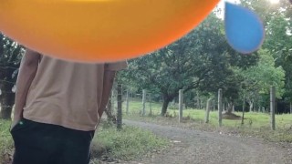 jakol sa tabing kalsada,muntik na mahuli may dumaan