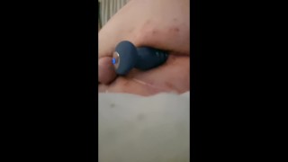 Jerk off while this toy fucks me