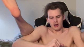 Hunk Jerking W Hole Exposed