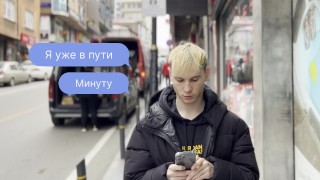 Парень пригласил пассива к себе в отель, жестко разъебал его очко и кончил на лицо