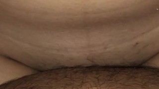 Corno liberou pra eu dar a buceta pra um desconhecido que encontrei na festa