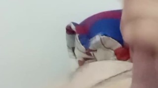 El gordito se masturba