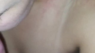 Me chupa la verga como loca