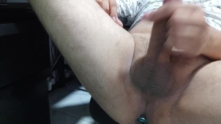23 minutes of pure jerking off, anal plug plus milk shower. Awesome!