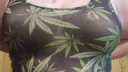 Vidéos porno Vape In Pussy