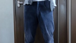 I relieve work stress by masturbating my nipples.