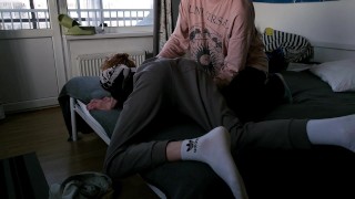 Жёсткий секс двух твинков