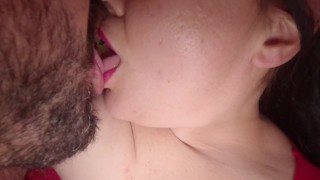 Los mejores momentos en posición misionera con mi esposa amateur mientras se toca su gran panocha