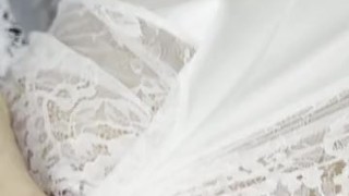 Soy tu angel de la guardia y vengo a que me premies por cuidarte tan bien