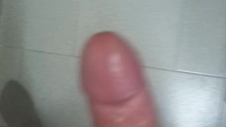 Sborrata nel camerino