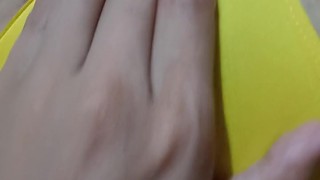 Me tocó mi conchita abultada