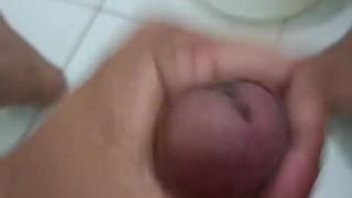 Jakol Tayo Ulet bago maligo