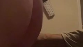 Chub shaking some booty