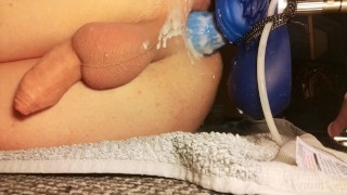 Cute twink knotted by dildo on fuck machine