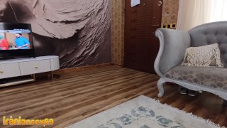 سکس ایرانی با پیک موتوری برام بسته آورد جای پول بهش کوس دادم چه کیر کلفتی بود(مکالمه فارسی 😋🤤