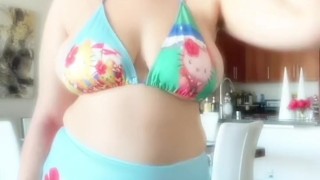 SEXY EGIRL VANILLA FAITH ARDALAN HELLO KITTY BIKINI ハローキティ キティ