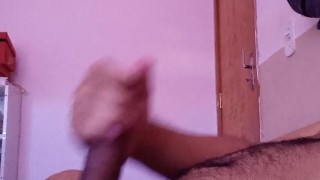 Batendo punheta gostosa