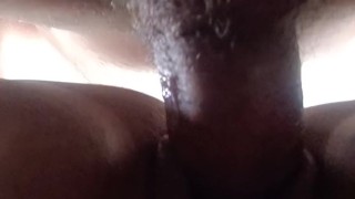 fucking the pussy filming from below, the ejaculated pussy wet the bastard's cock🍆🍑🤷🏾‍♀️🥛💦💦🤤