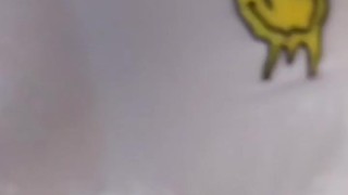 Jugando en la regadera