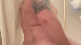 Gainer piggy’s shower time