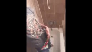 Pissing all over myself (old text message quality, sorry)