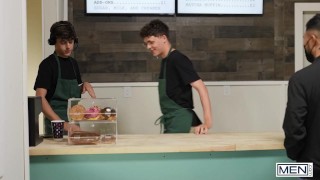 MEN - Naughty Barista Joey Mills Can't Wait To Have A Taste Of Brogan's Hard Rock Dick