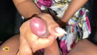 មេម៉ាយម្ចាស់ហាងលក់គ្រឿងសំអាងនៅសៀមរាប (Divorced makeup shop owner in Siem Reap)