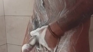 Me dan ganas de masturbarme en la ducha